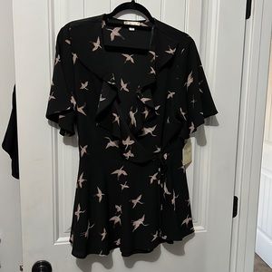 Womens wrap blouse. Size XL